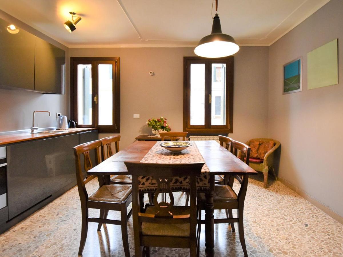 Apartment Casa San Vio By Interhome เวนิส ภายนอก รูปภาพ